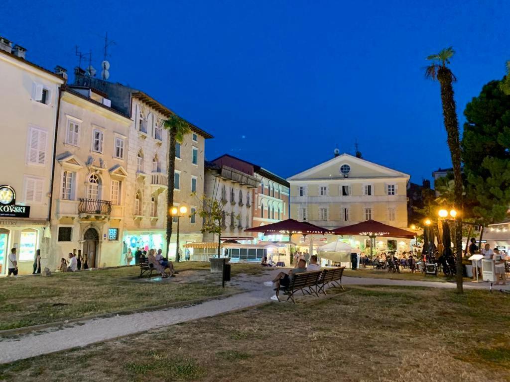 Apartments Villa Herak Porec Exterior photo