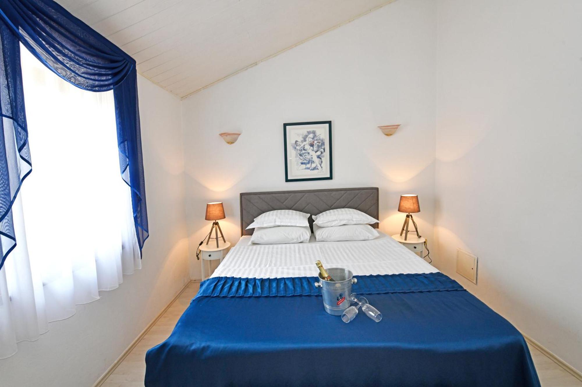 Apartments Villa Herak Porec Exterior photo